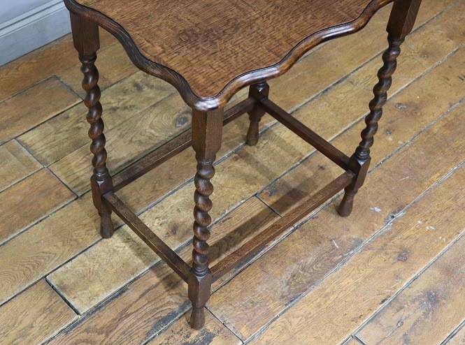 オケージョナルテーブル