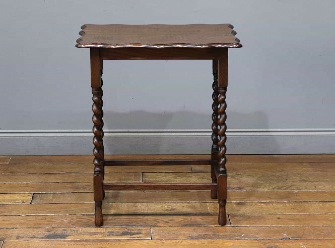 オケージョナルテーブル