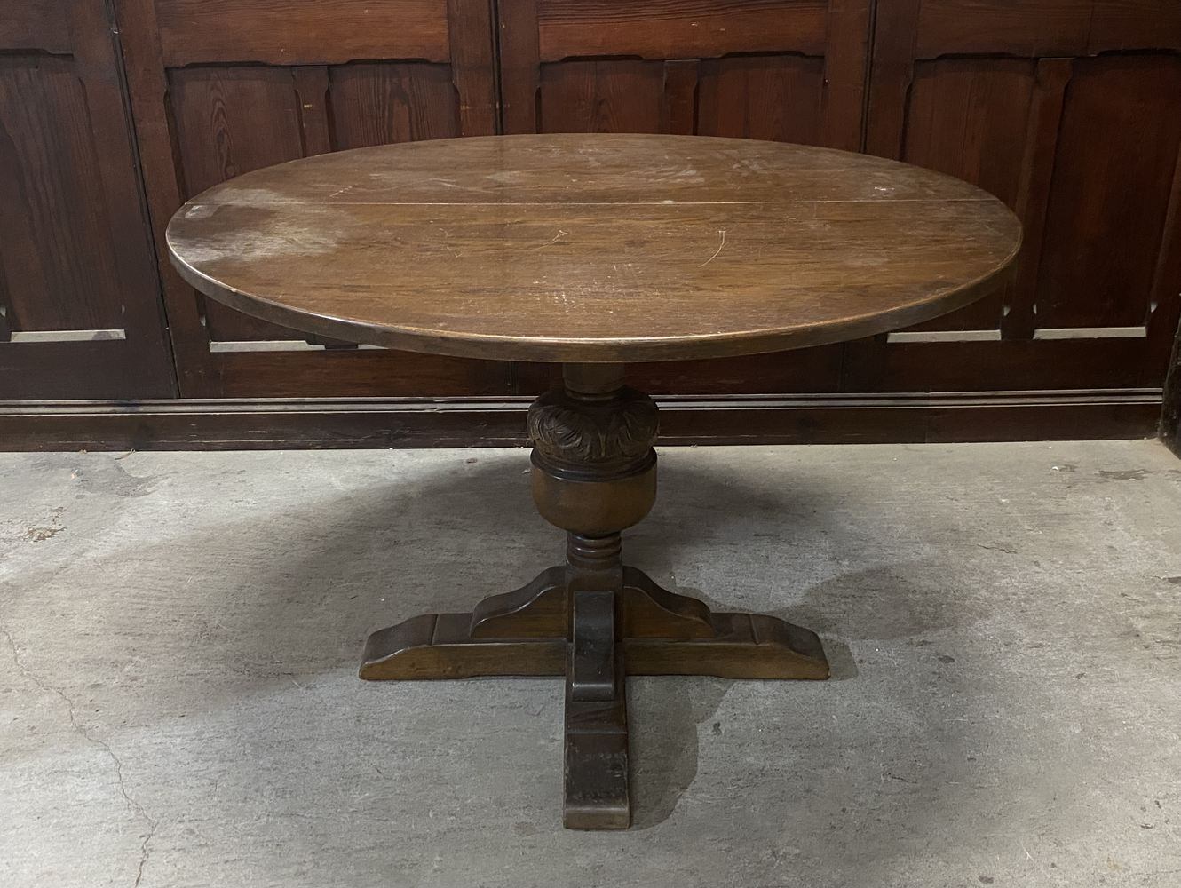 ダイニングテーブル