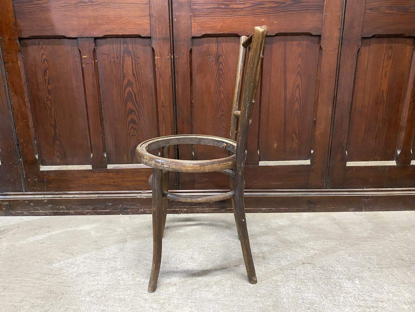 ベントウッドチェア