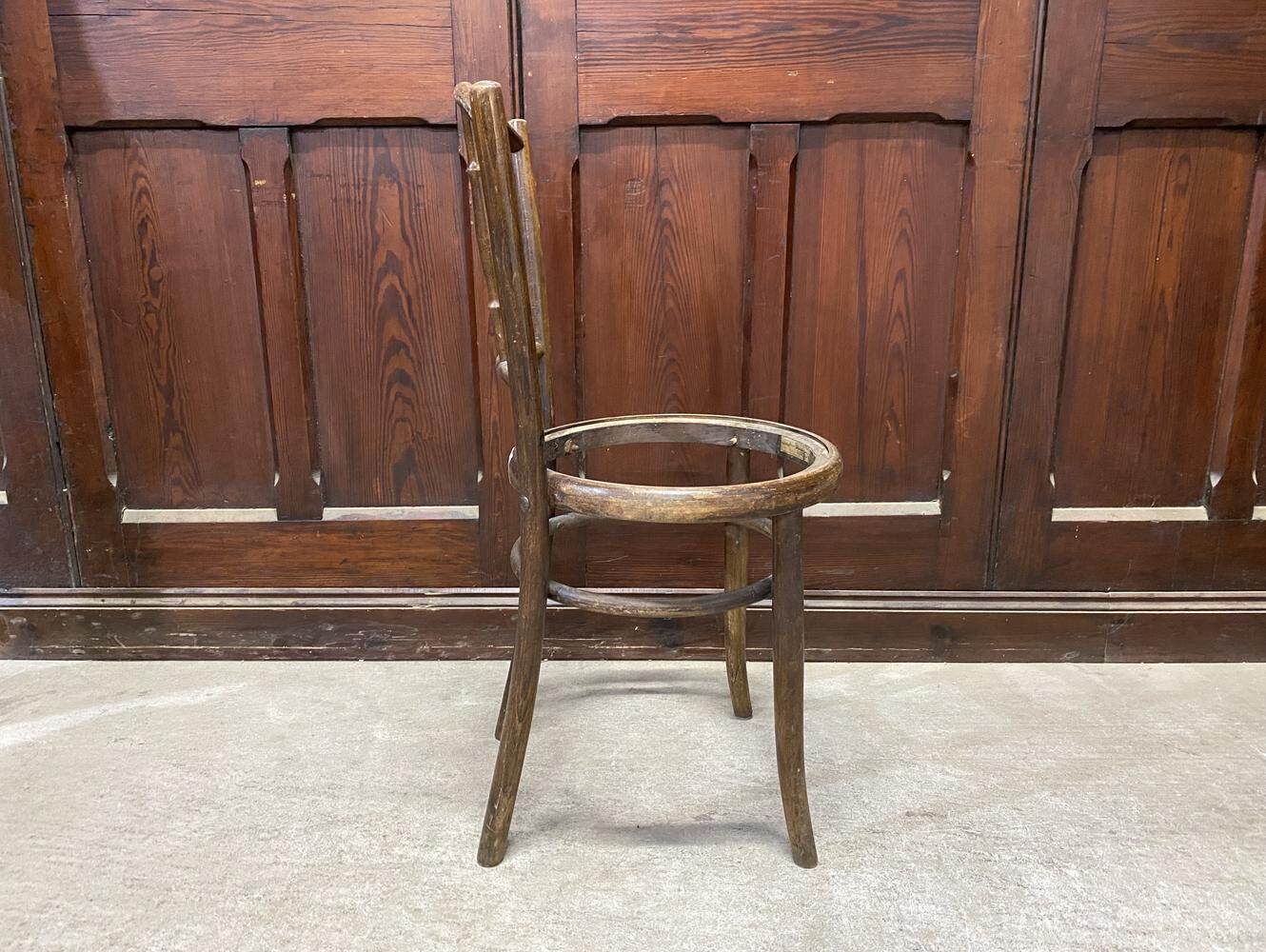 ベントウッドチェア