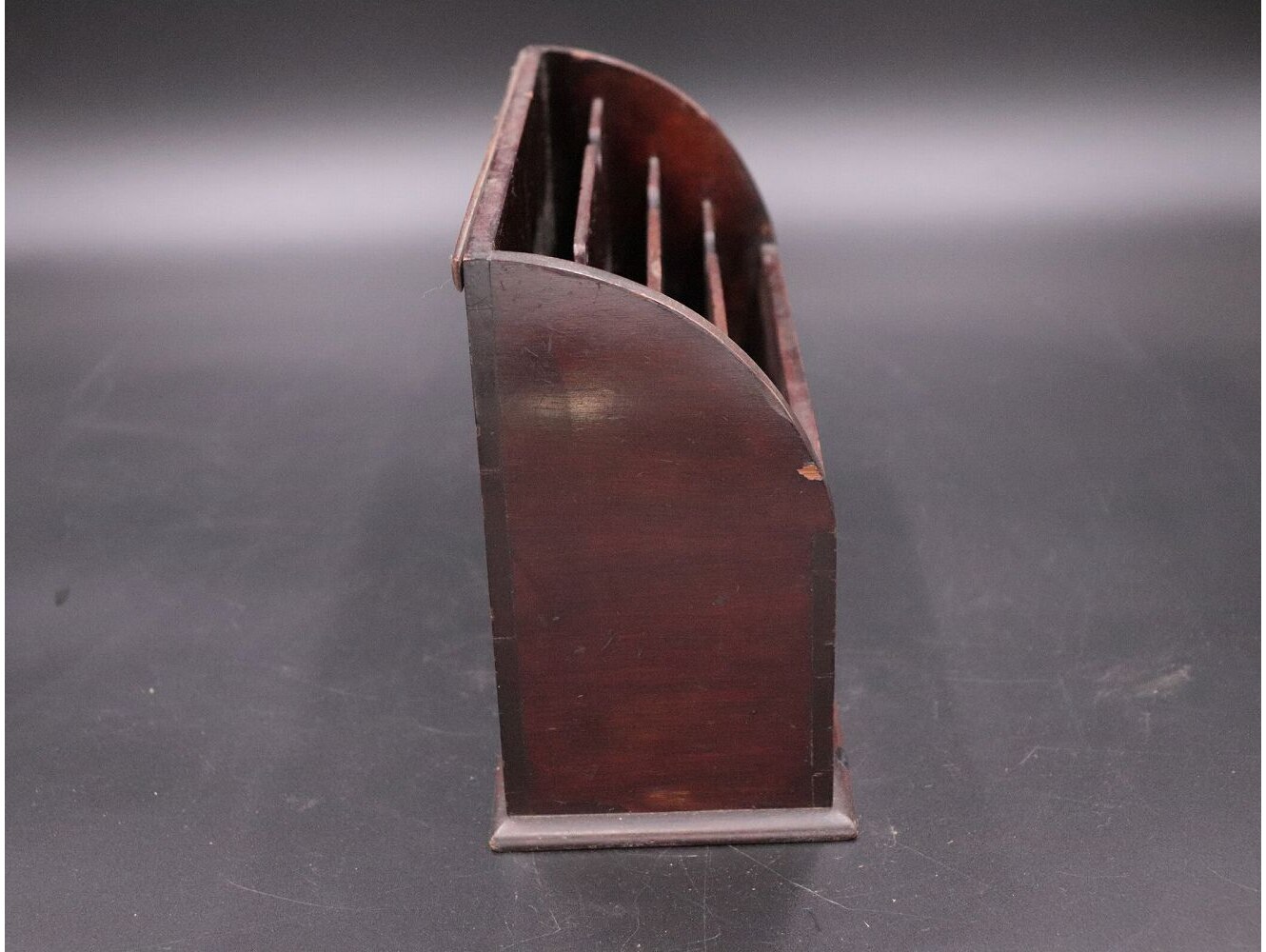 レタースタンド