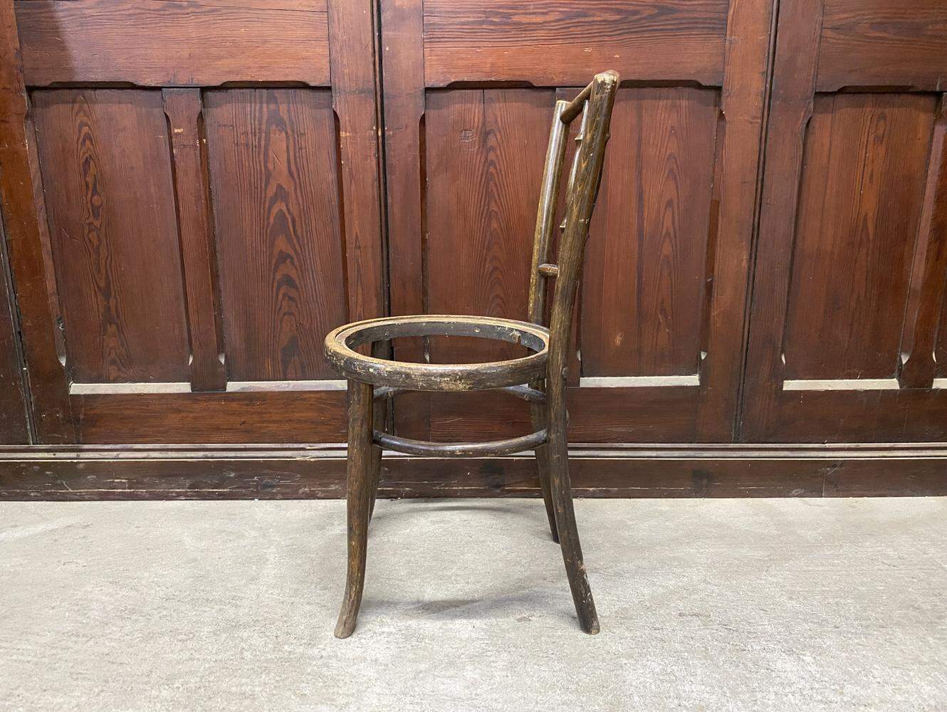 ベントウッドチェア