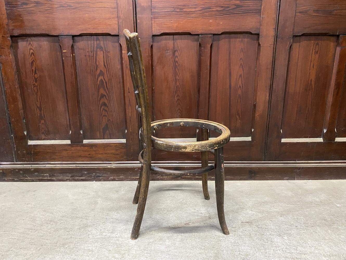 ベントウッドチェア