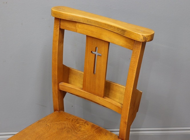 チャーチチェア