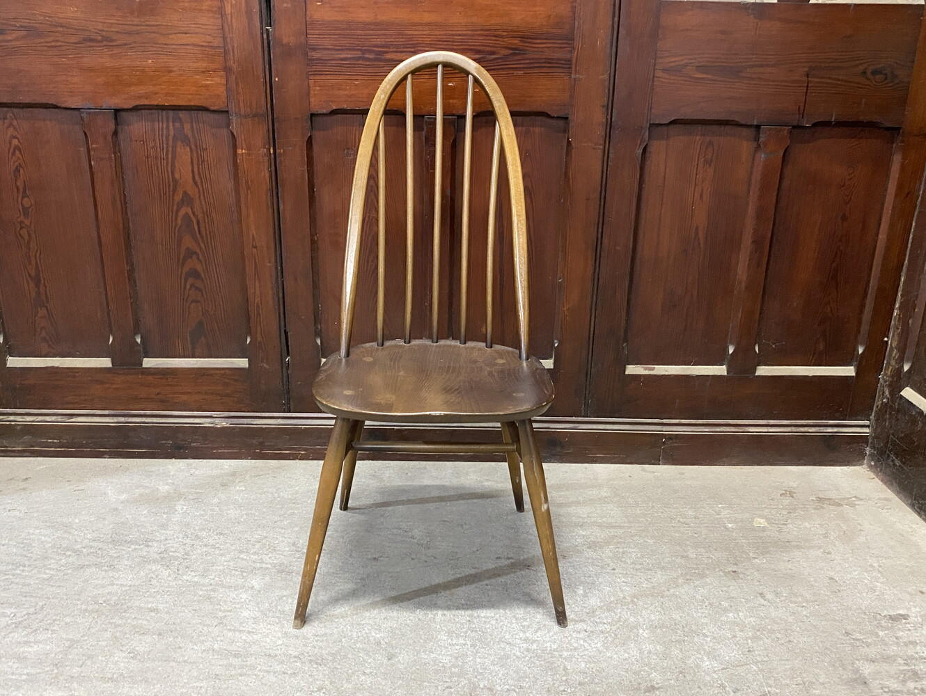クエーカーチェア ERCOL