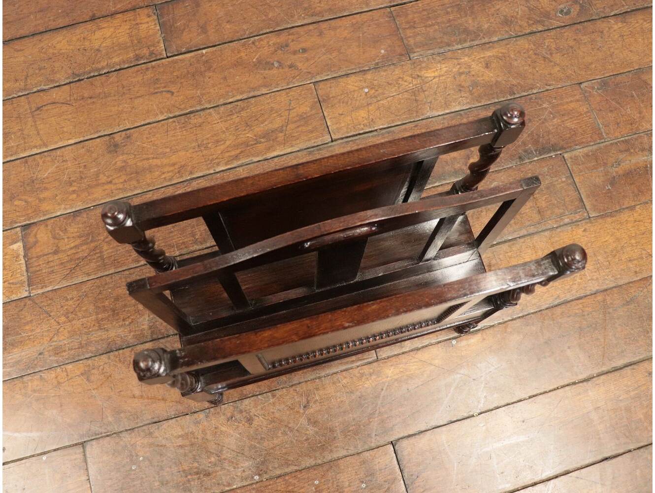 マガジンラック