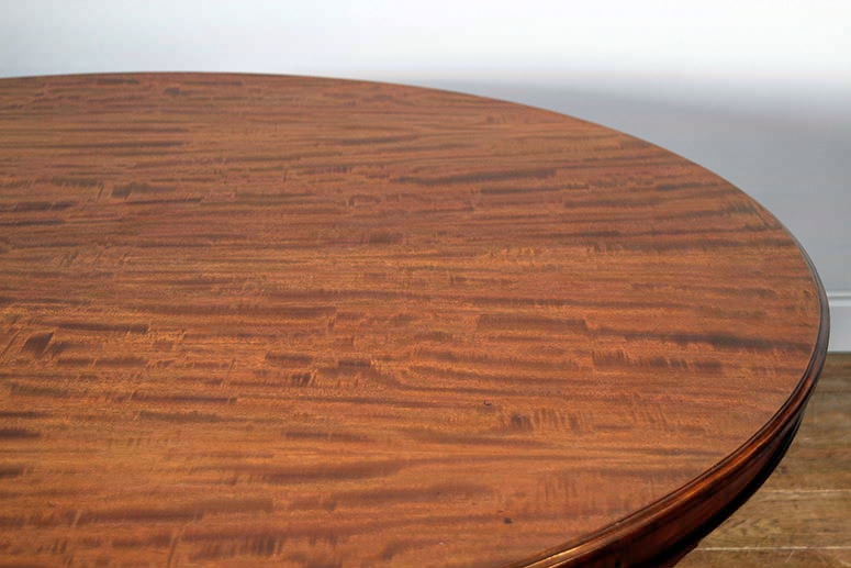 ダイニングテーブル