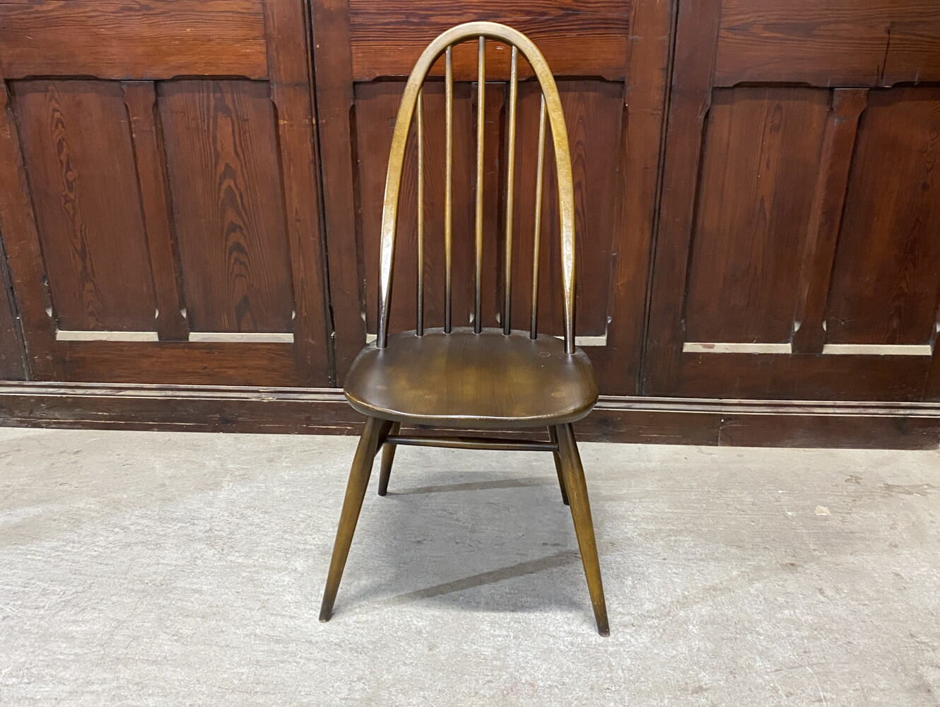 クエーカーチェア ERCOL