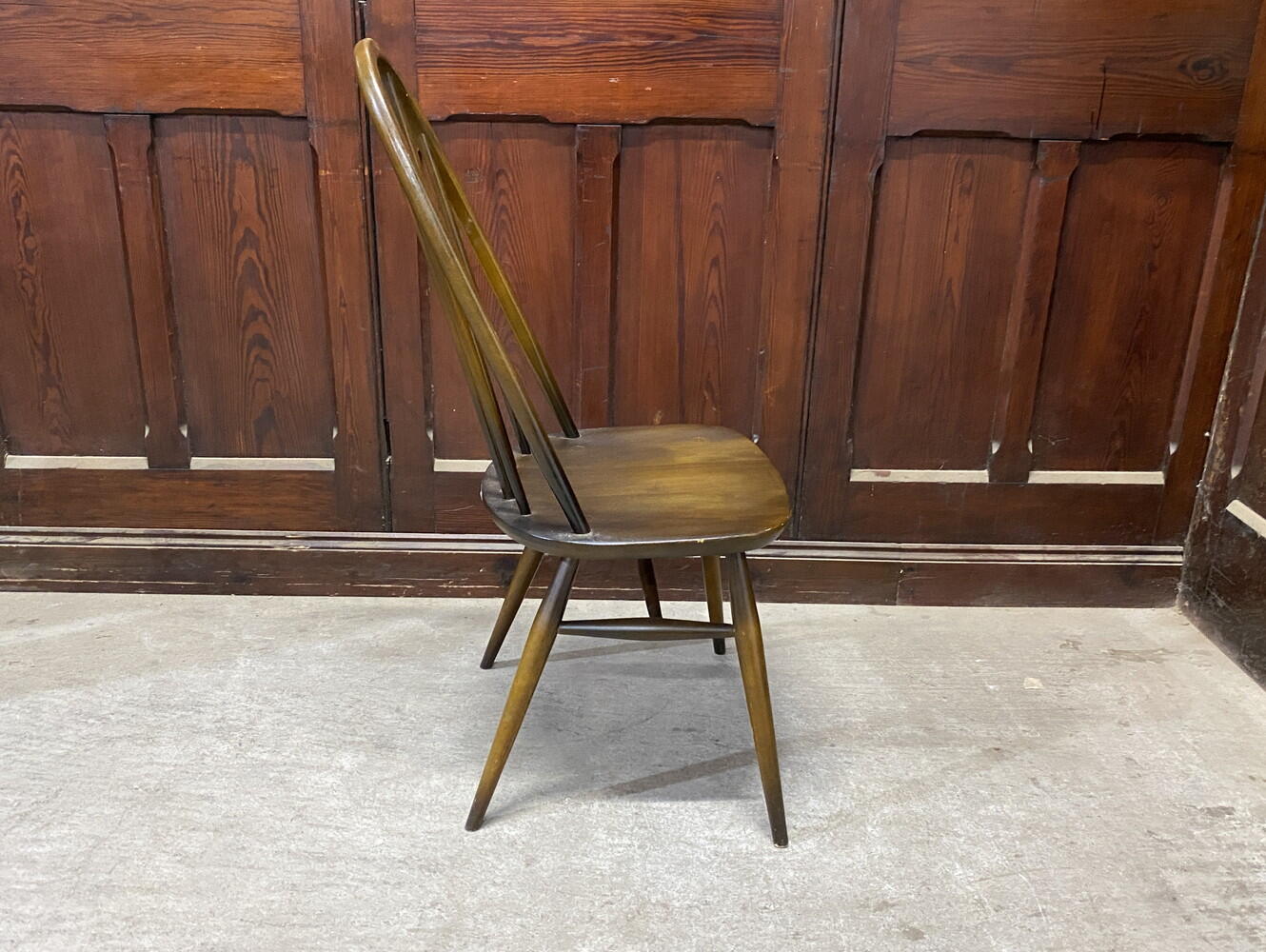 クエーカーチェア ERCOL