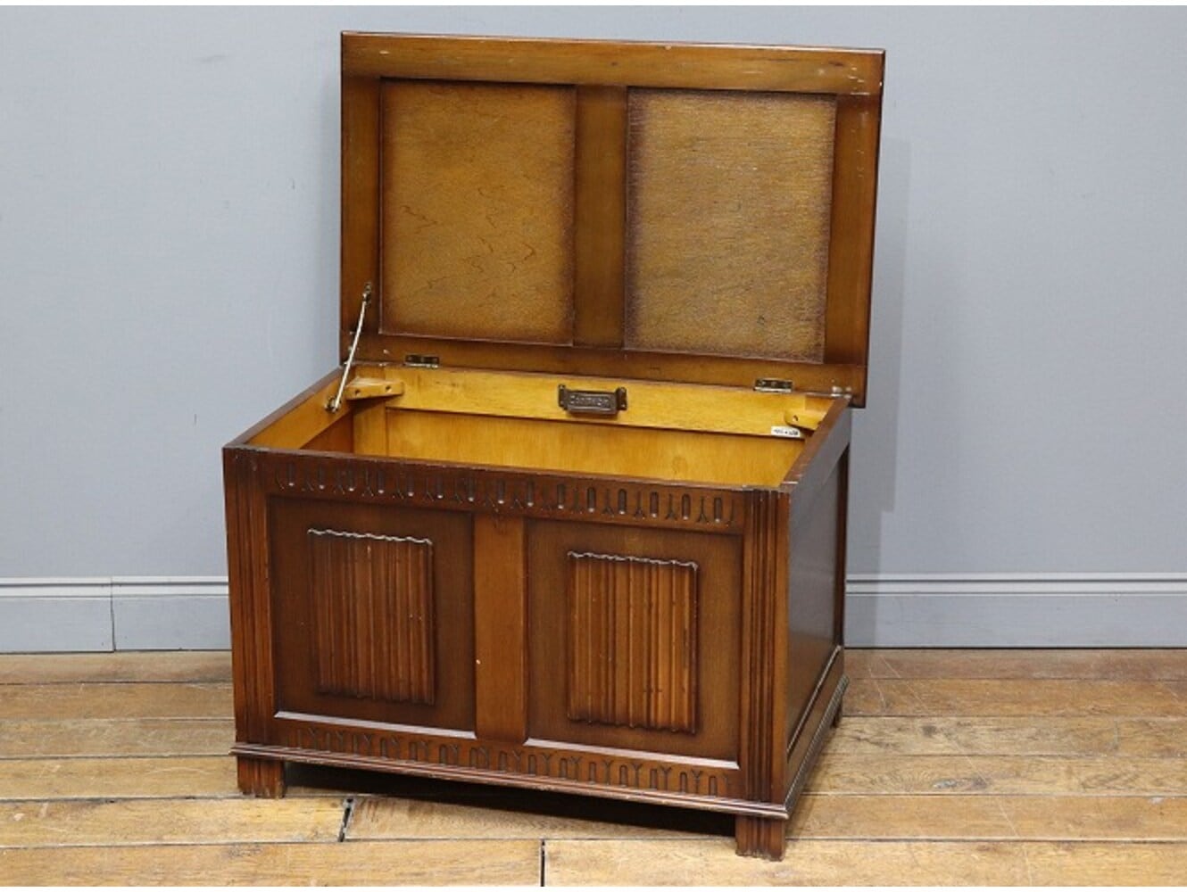 ブランケットチェスト