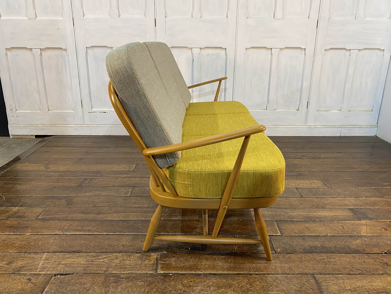 スタジオカウチ ERCOL