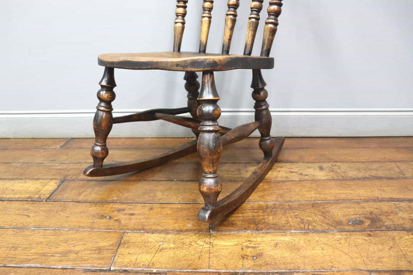 ロッキングチェア