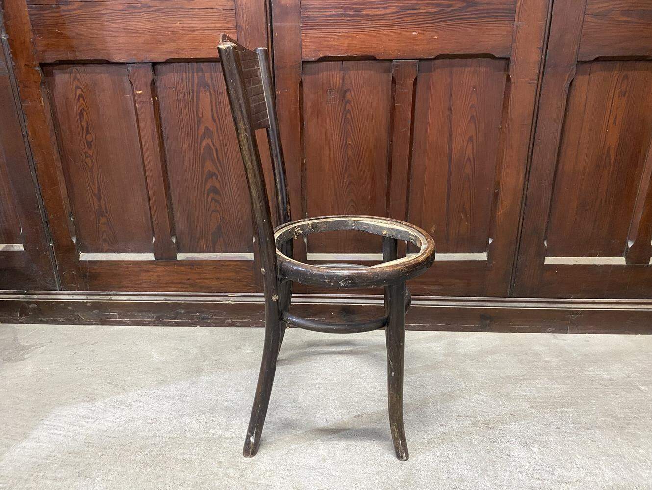 ベントウッドチェア