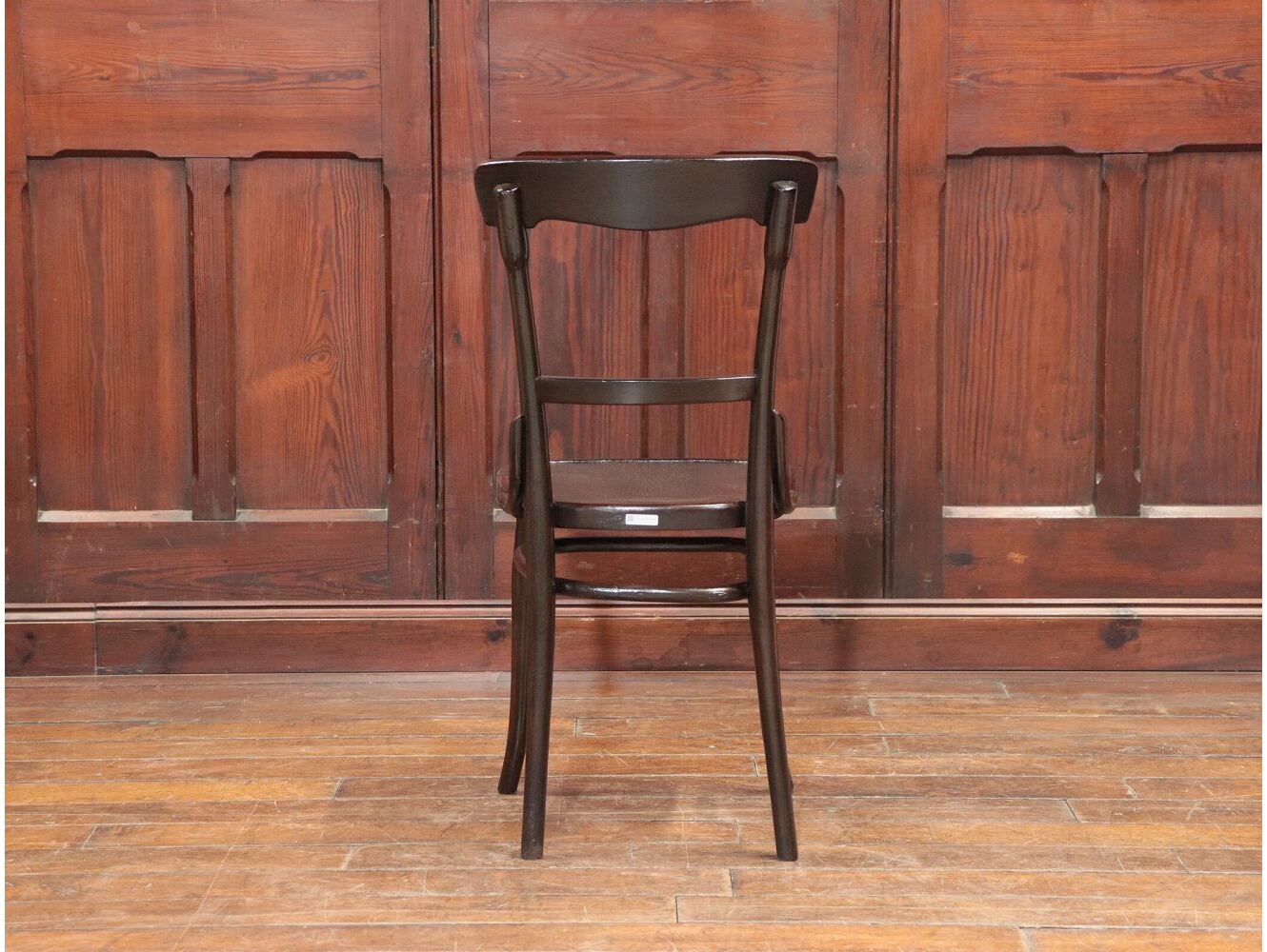 ベントウッドチェア THONET