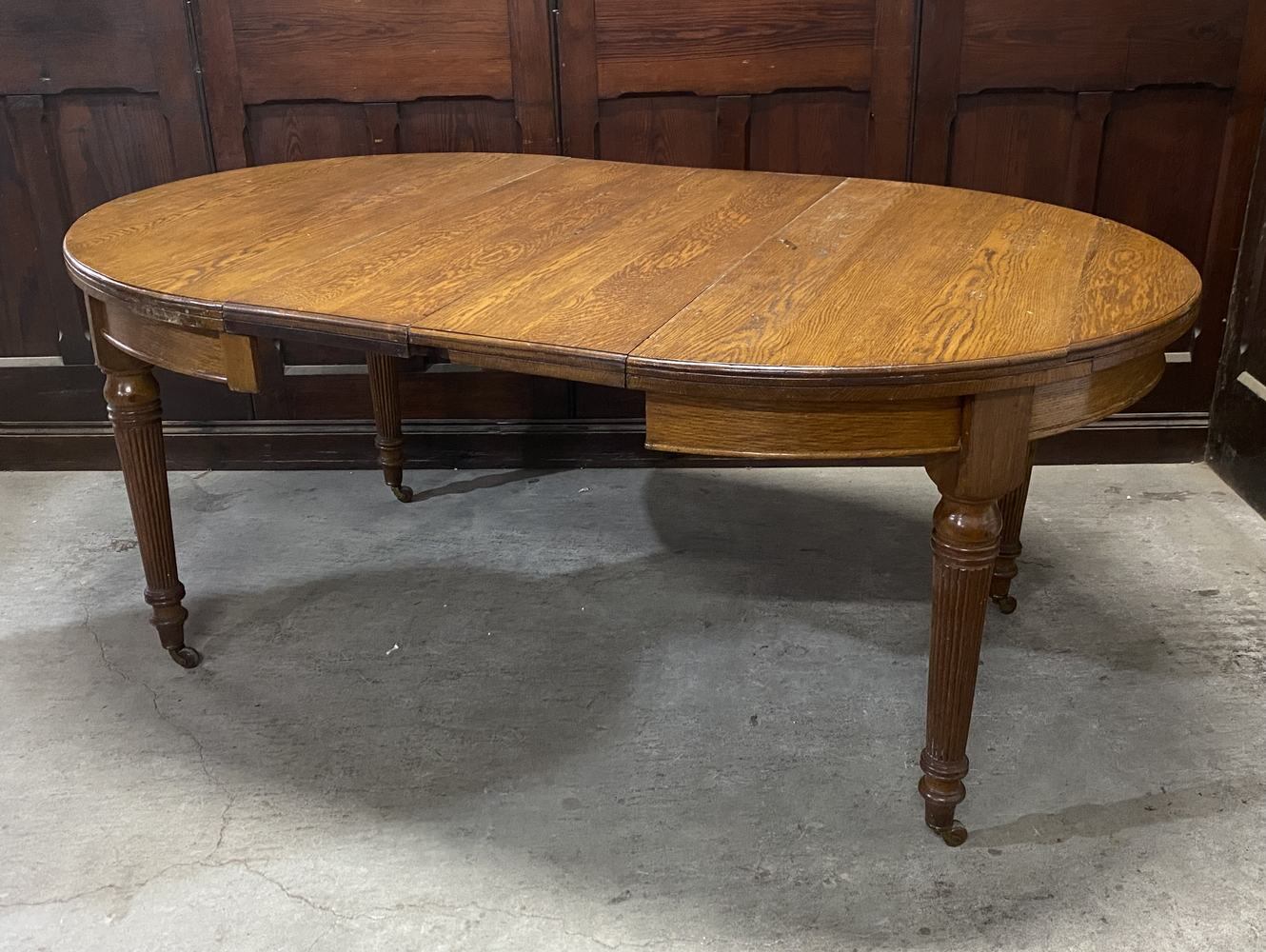 ダイニングテーブル