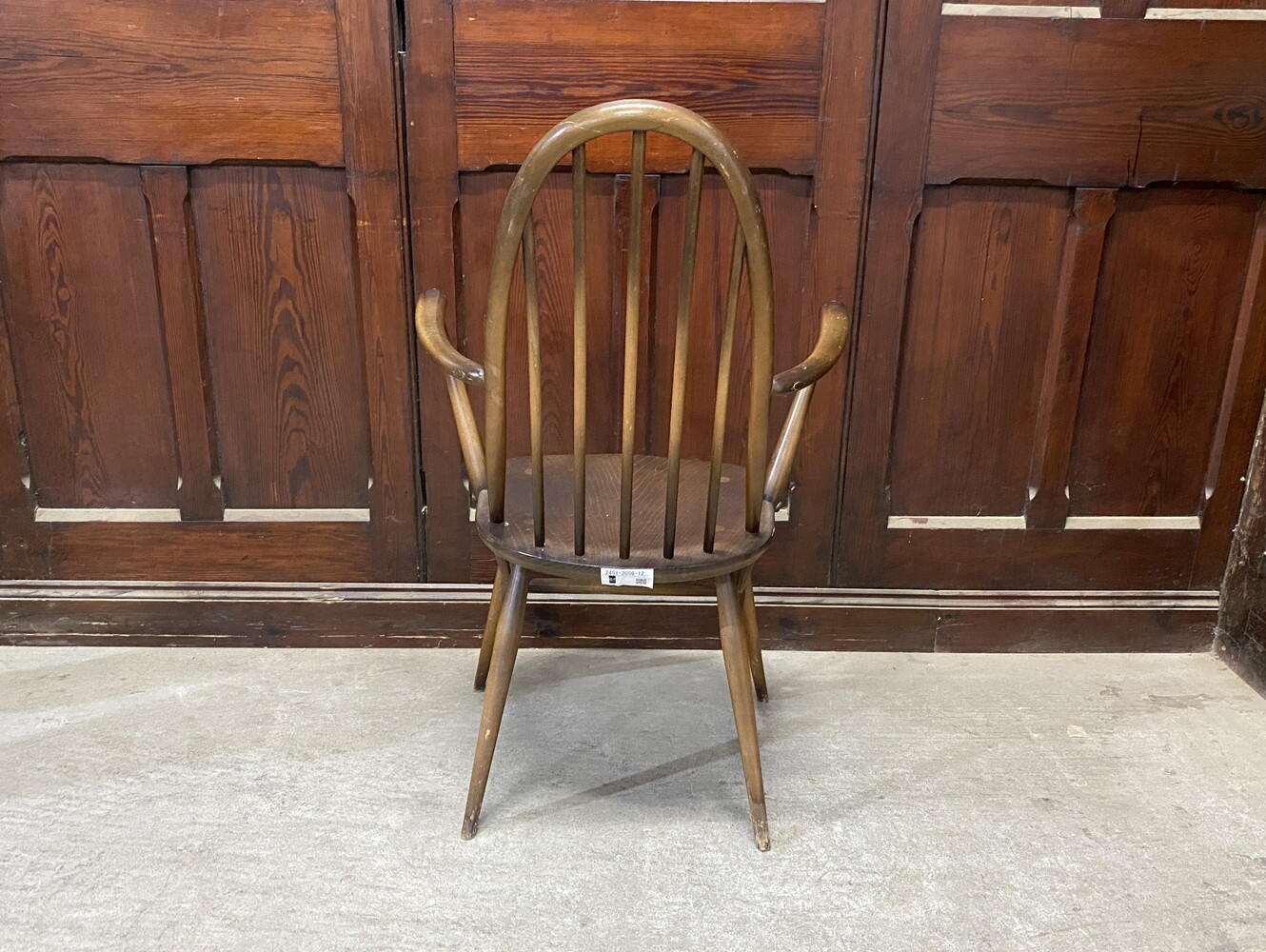 クエーカーアームチェア ERCOL
