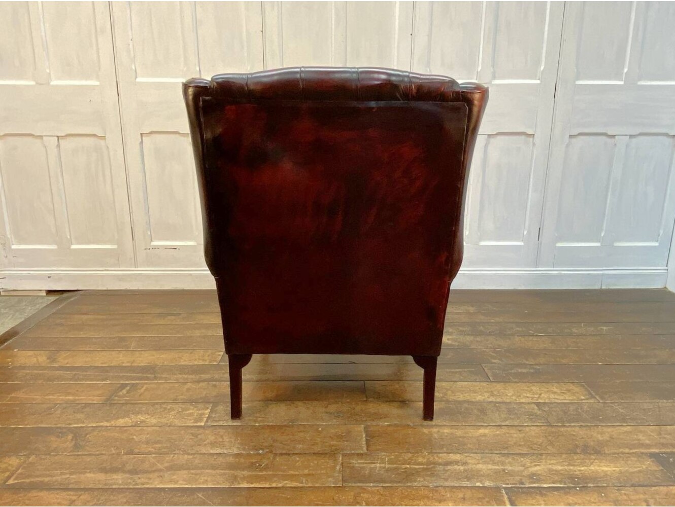 チェスターフィールドソファ