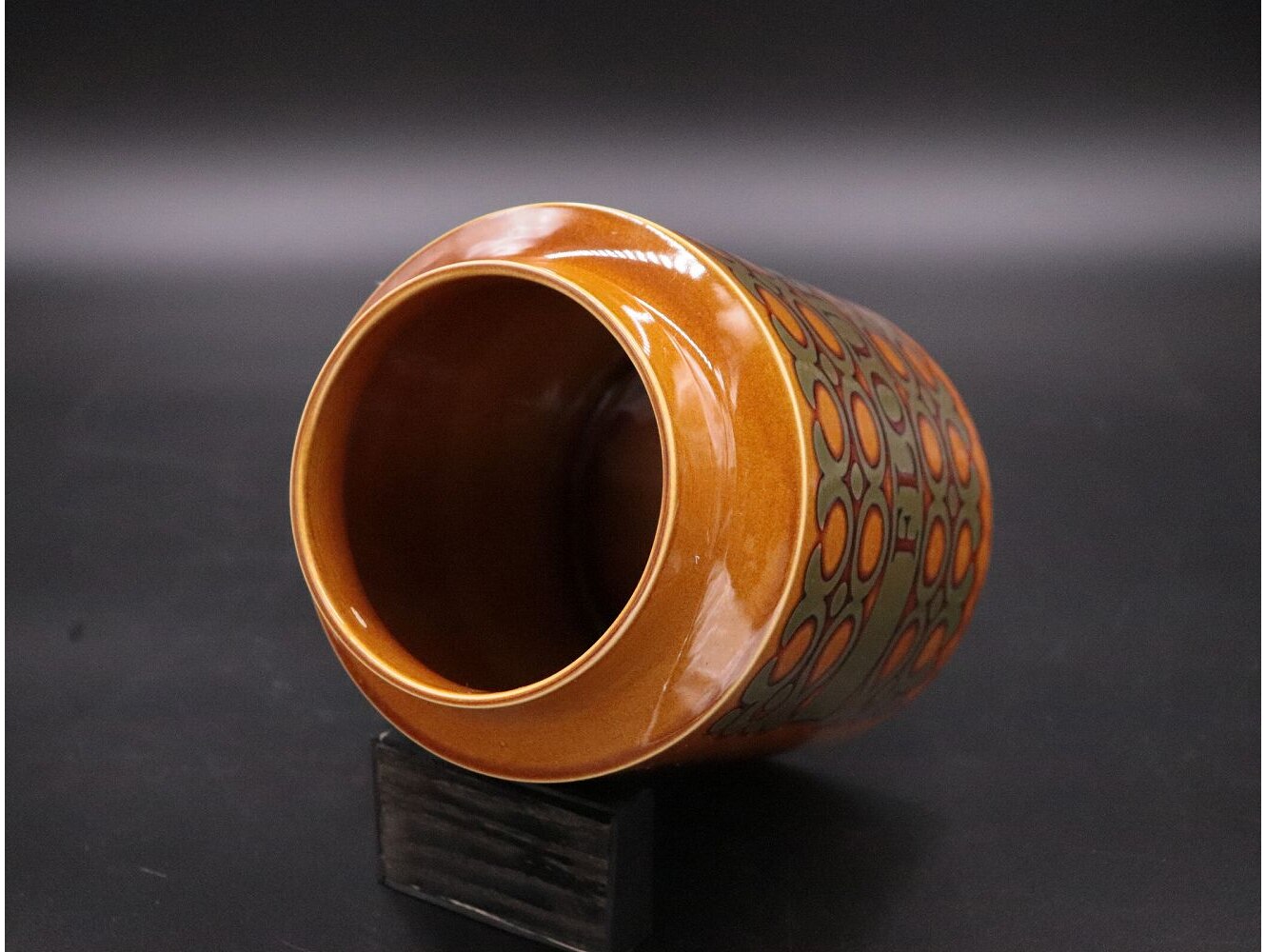 フラワーキャニスター HORNSEA Bronte
