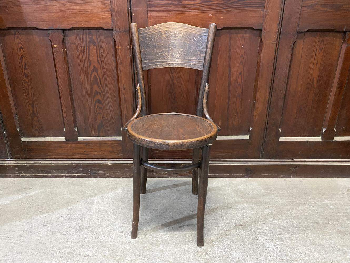 ベントウッドチェア