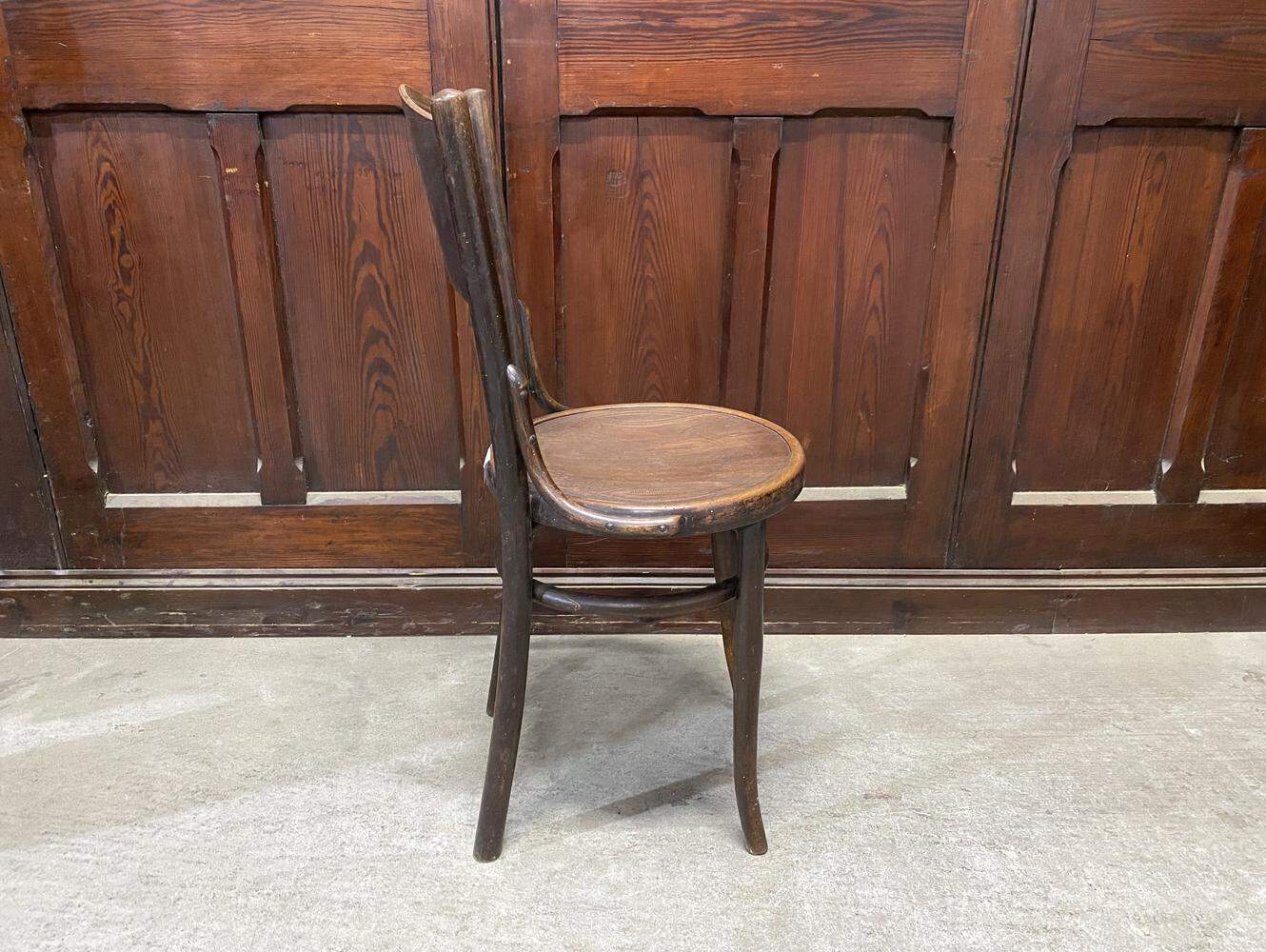 ベントウッドチェア