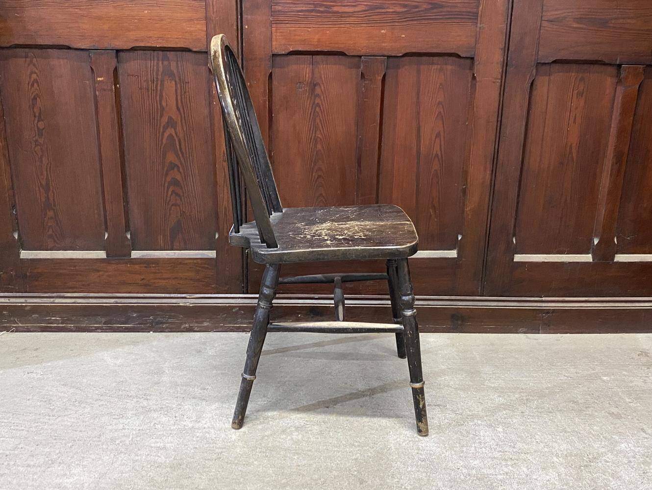 ホイールバックチェア