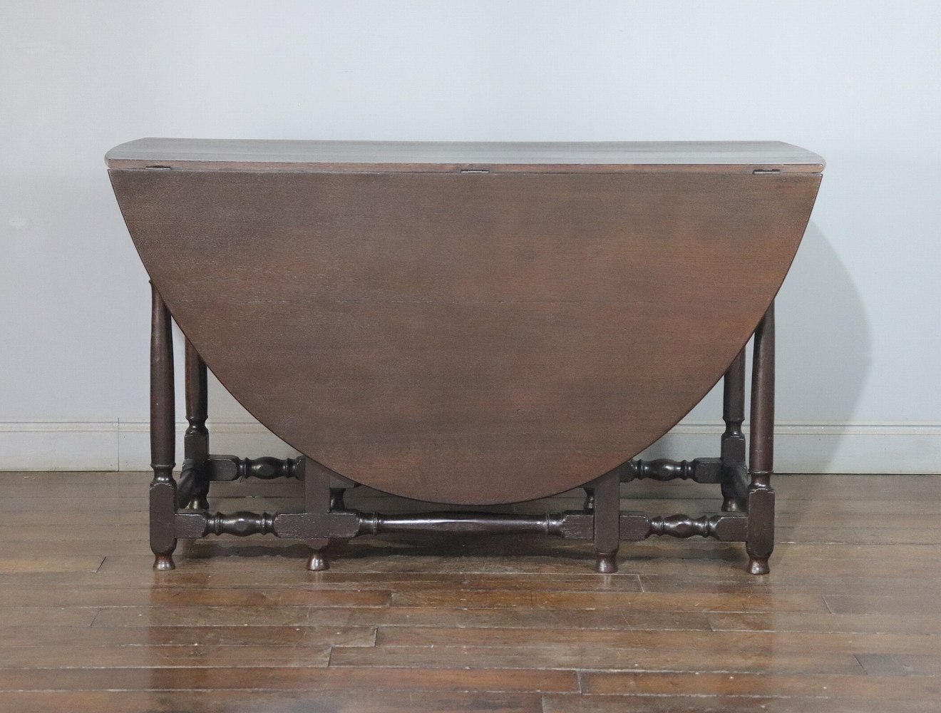 ゲートレッグテーブル