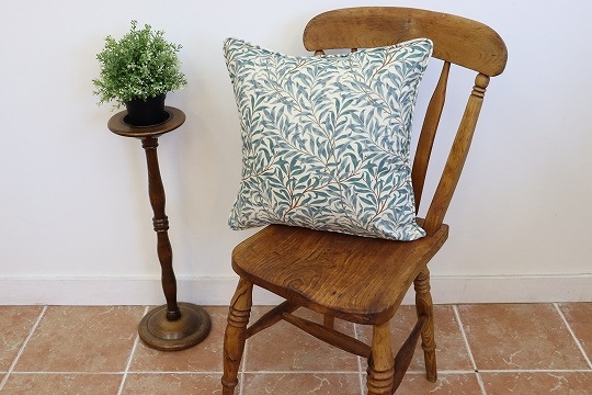 Green Willow クッションカバー