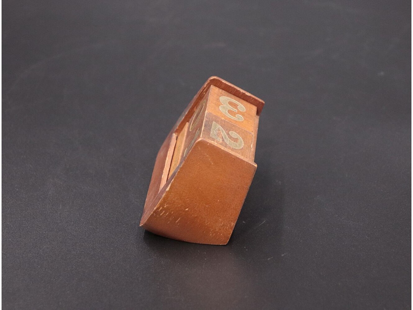 カレンダー(木製)