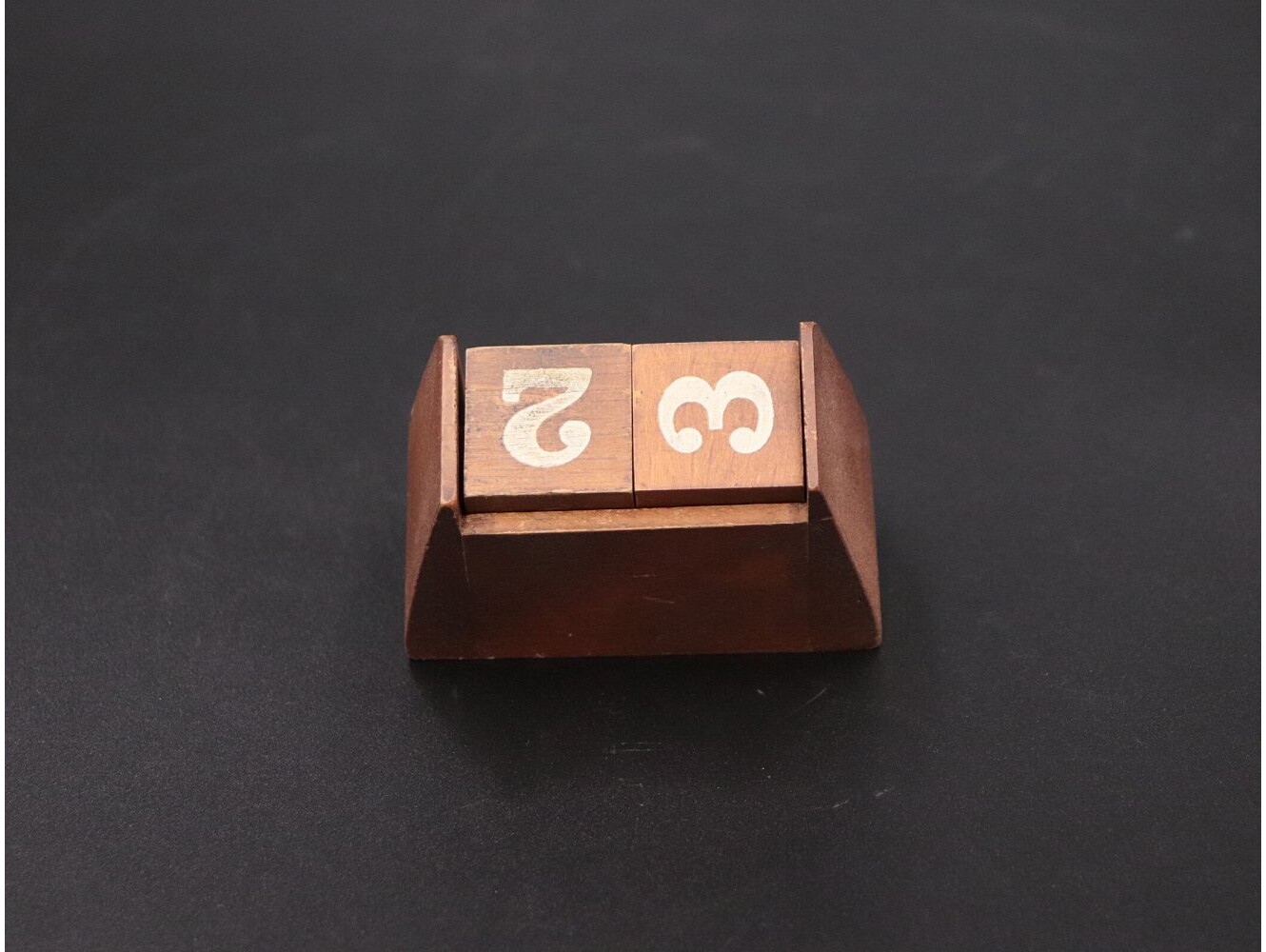 カレンダー(木製)