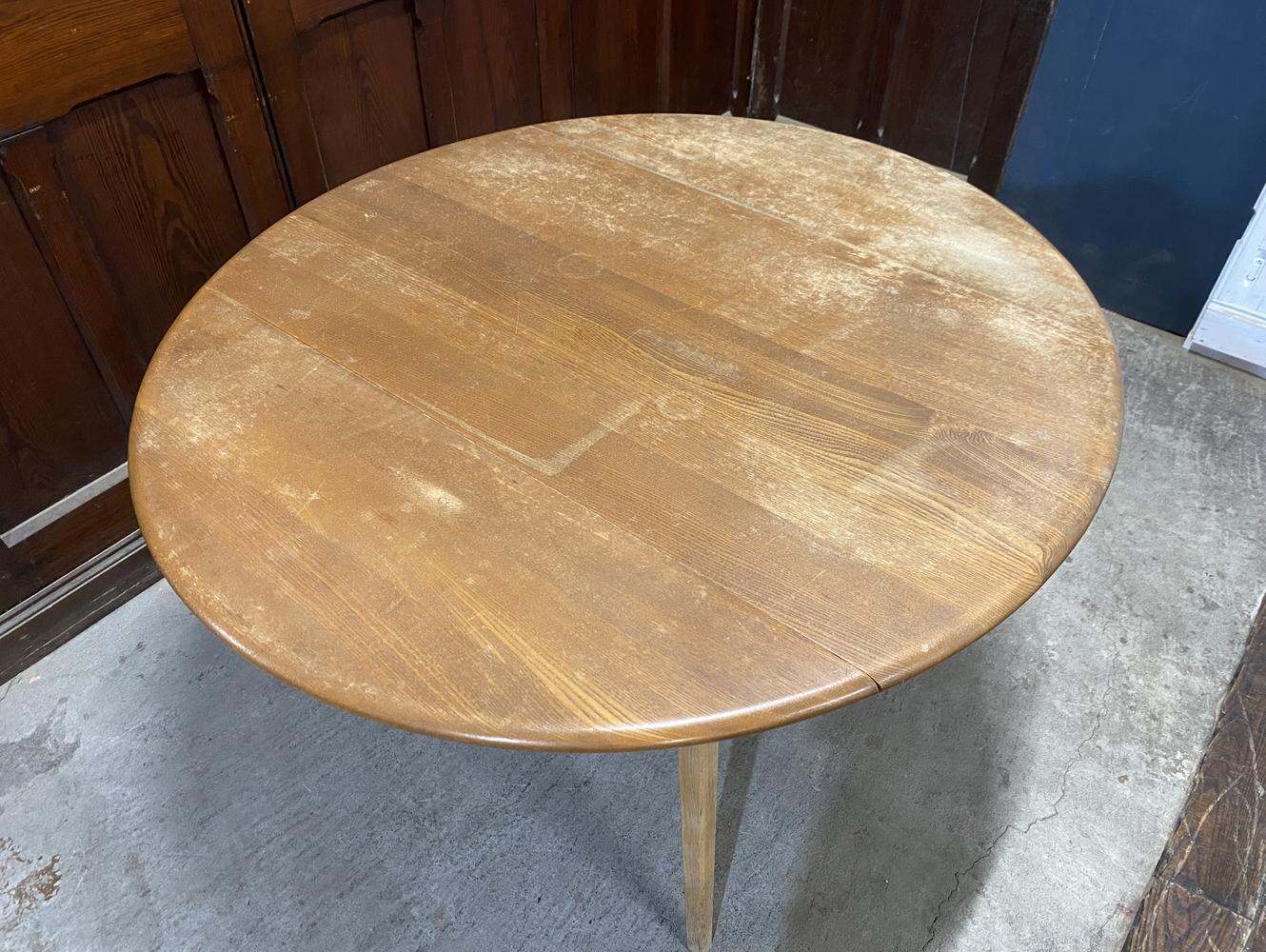 バタフライテーブル ERCOL