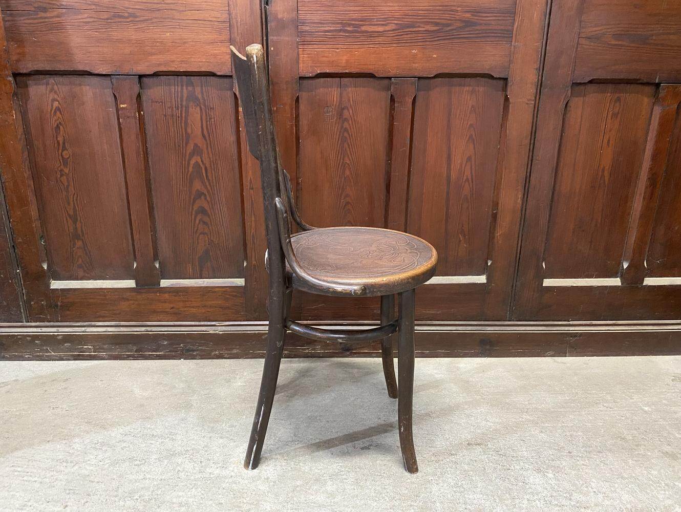 ベントウッドチェア