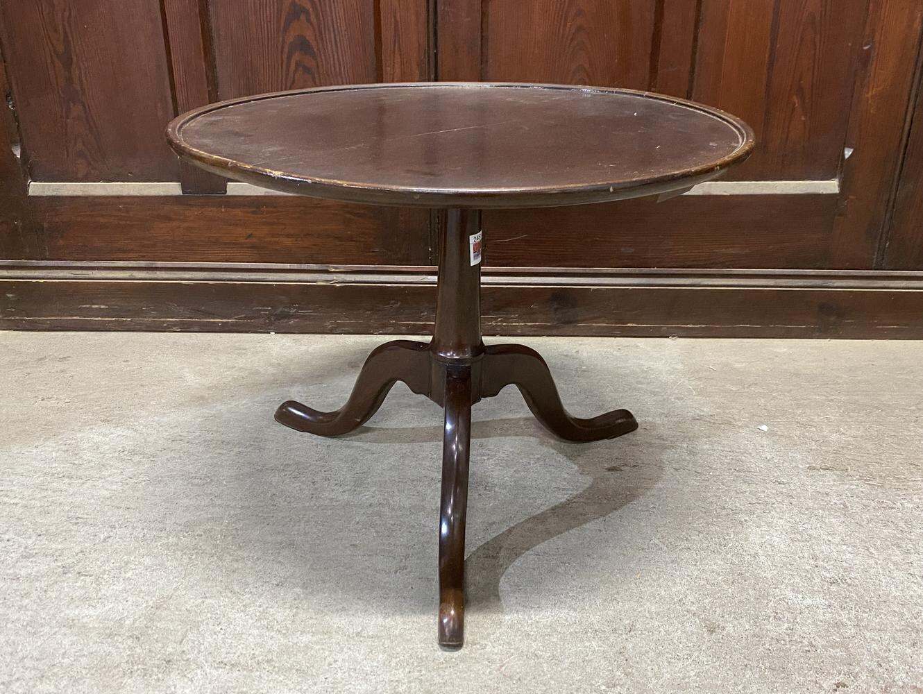 オケージョナルテーブル