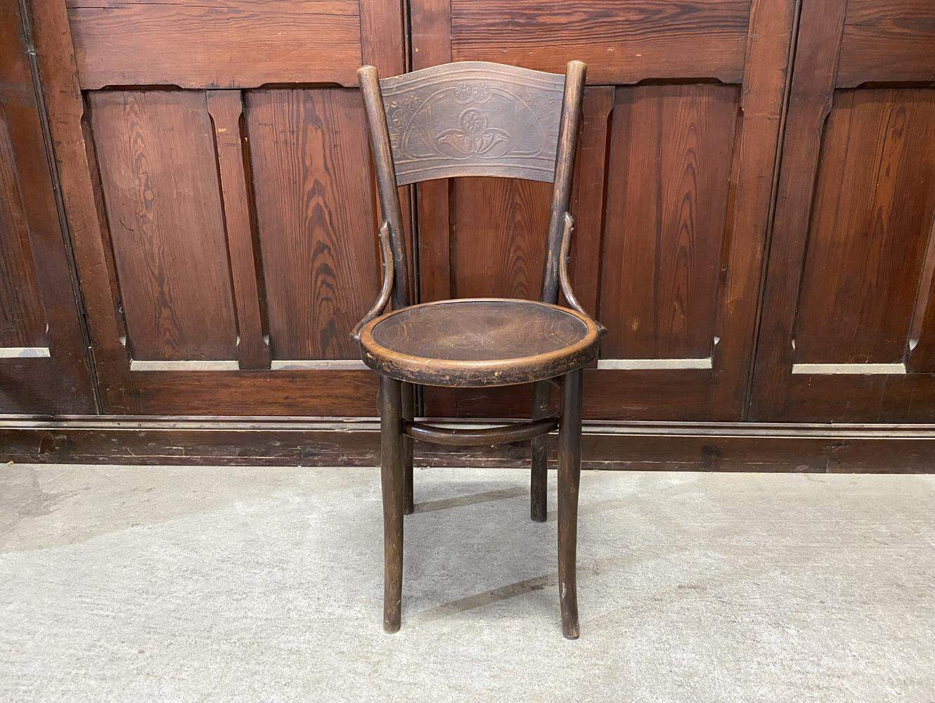 ベントウッドチェア