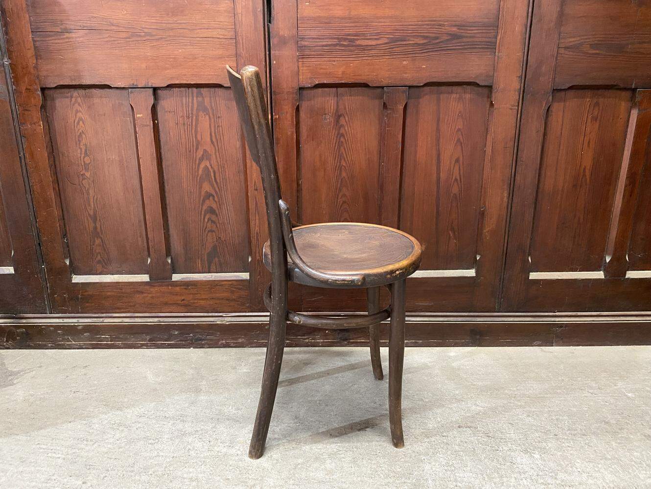 ベントウッドチェア