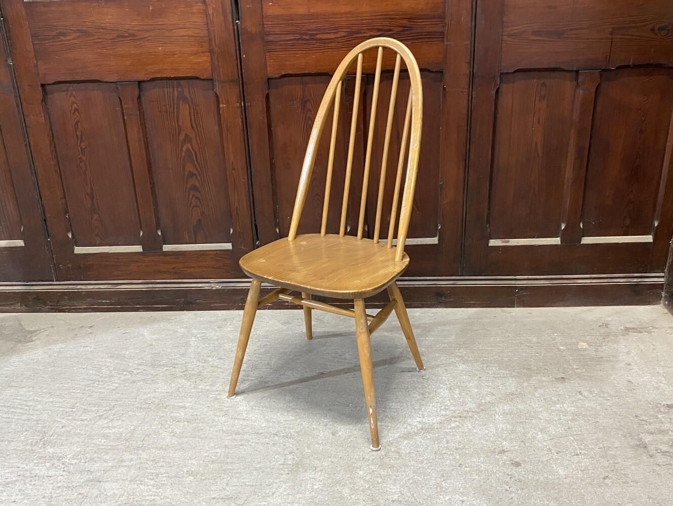 クエーカーチェア ERCOL