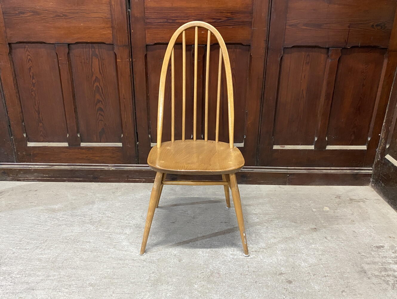 クエーカーチェア ERCOL