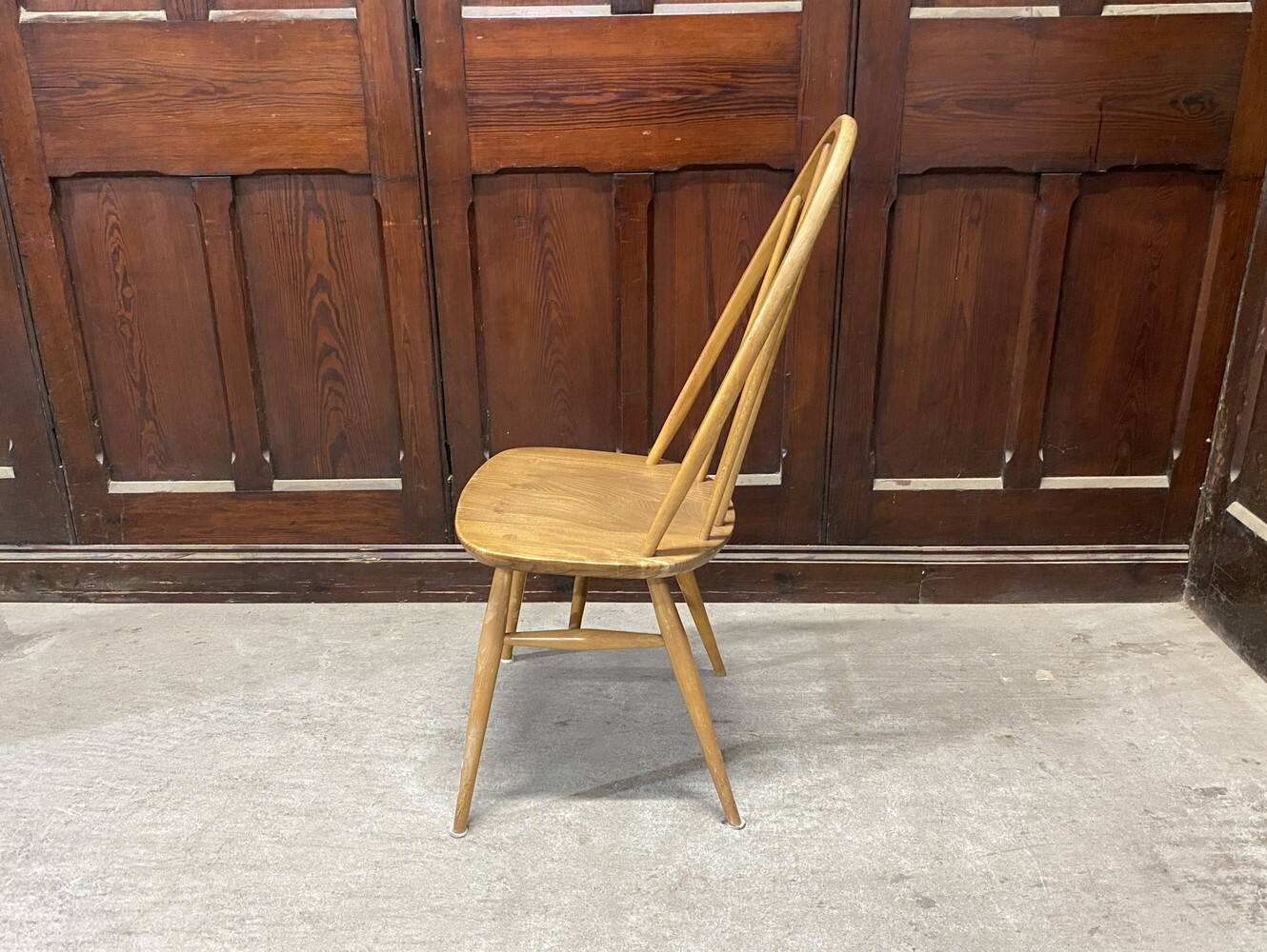 クエーカーチェア ERCOL