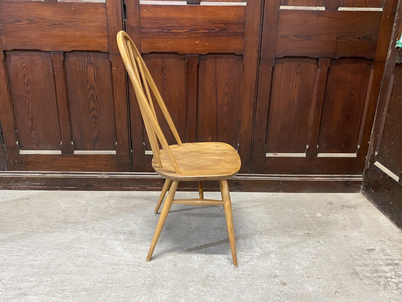 クエーカーチェア ERCOL