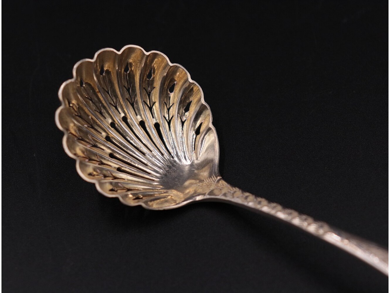 シュガーシフタースプーン