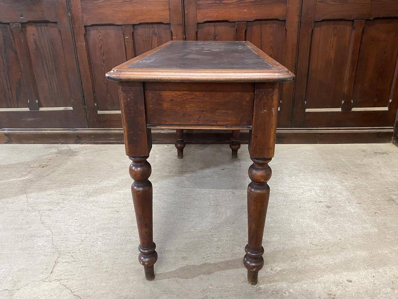 オケージョナルテーブル