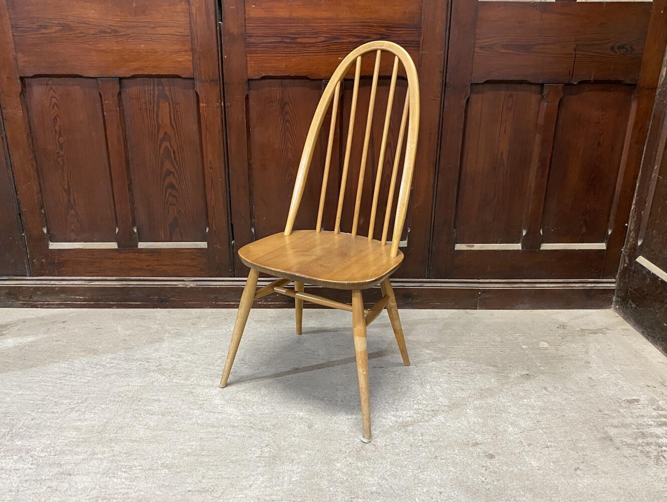 クエーカーチェア ERCOL