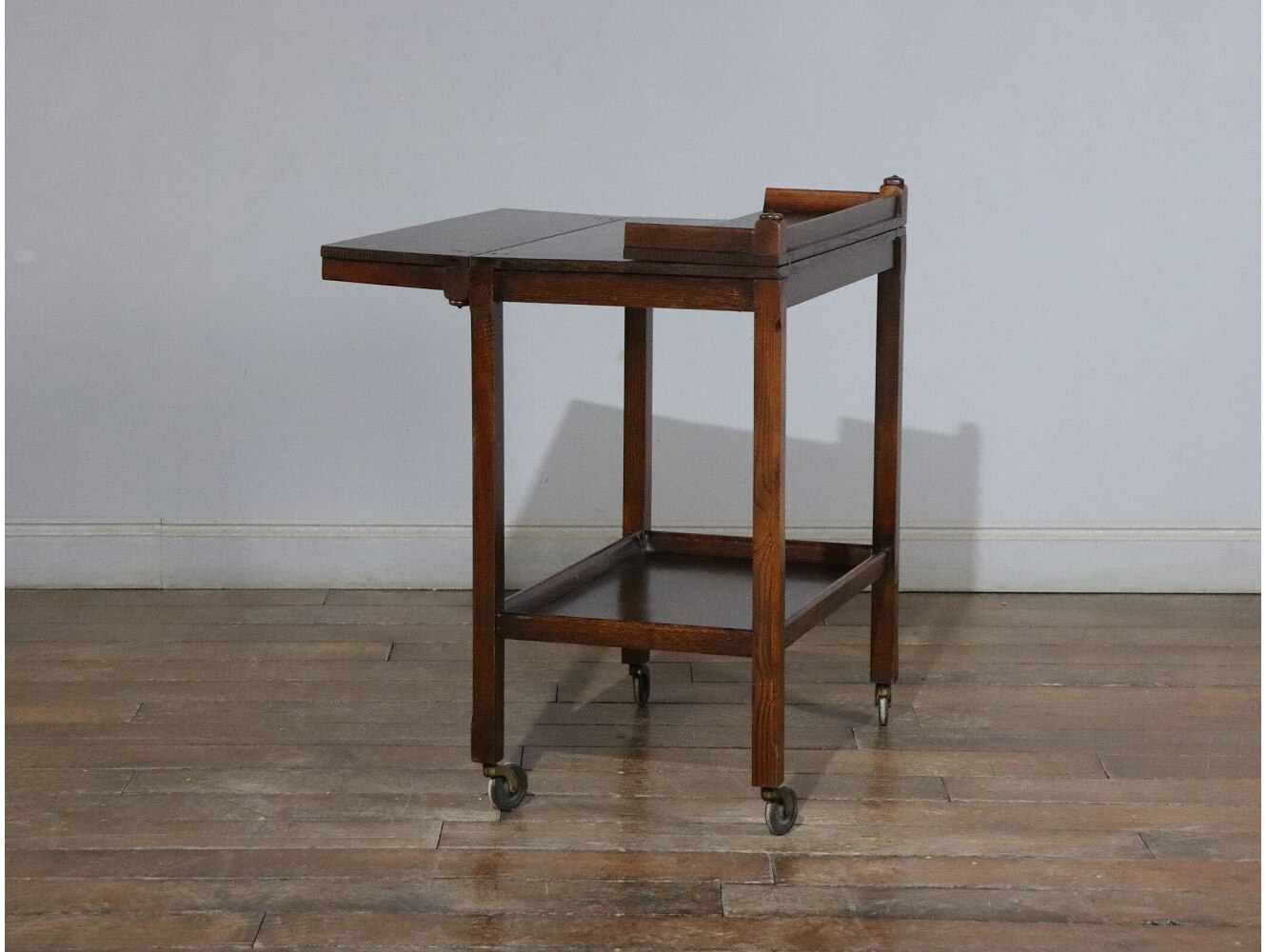 ティートローリー