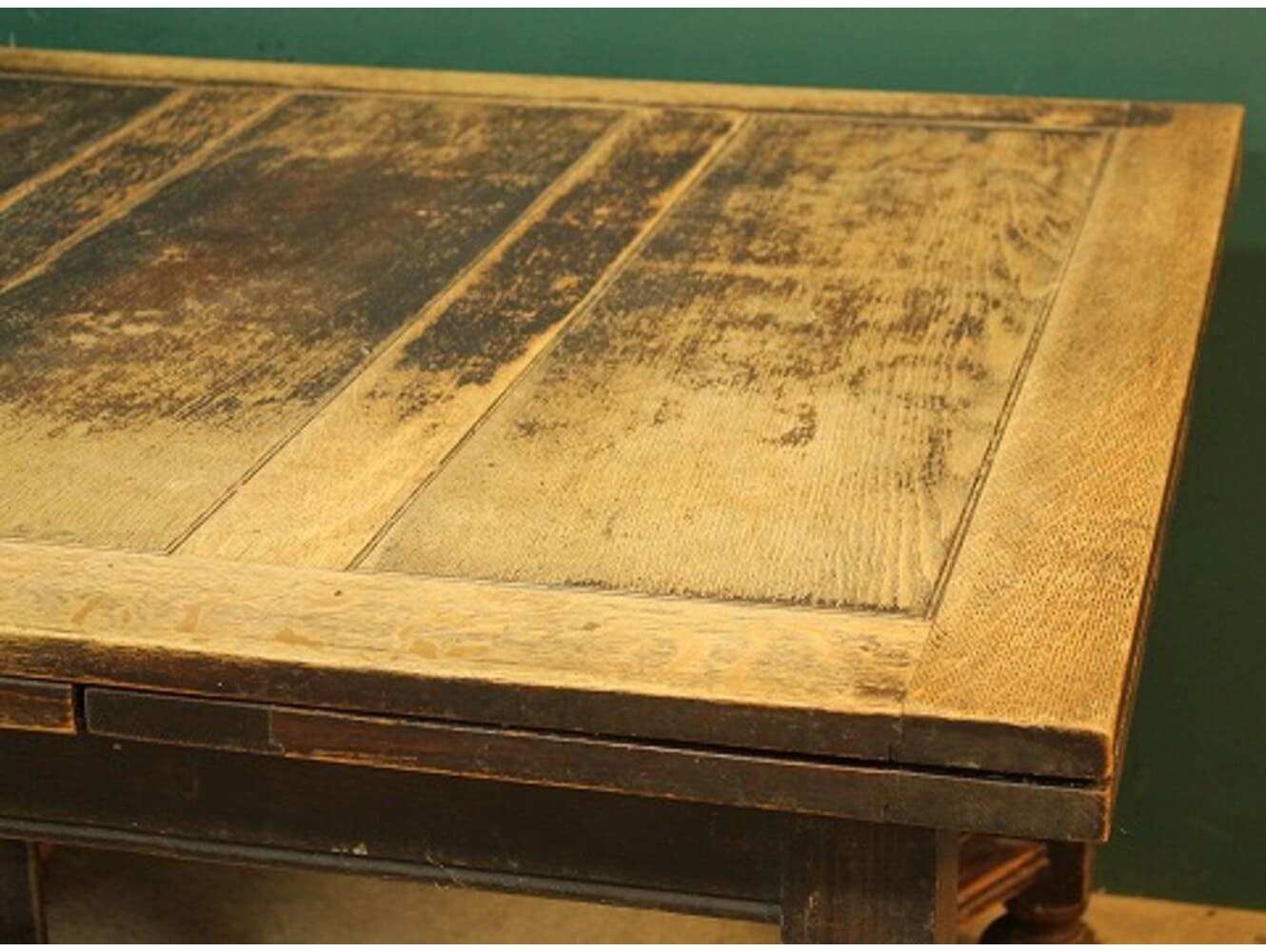 ドローリーフテーブル