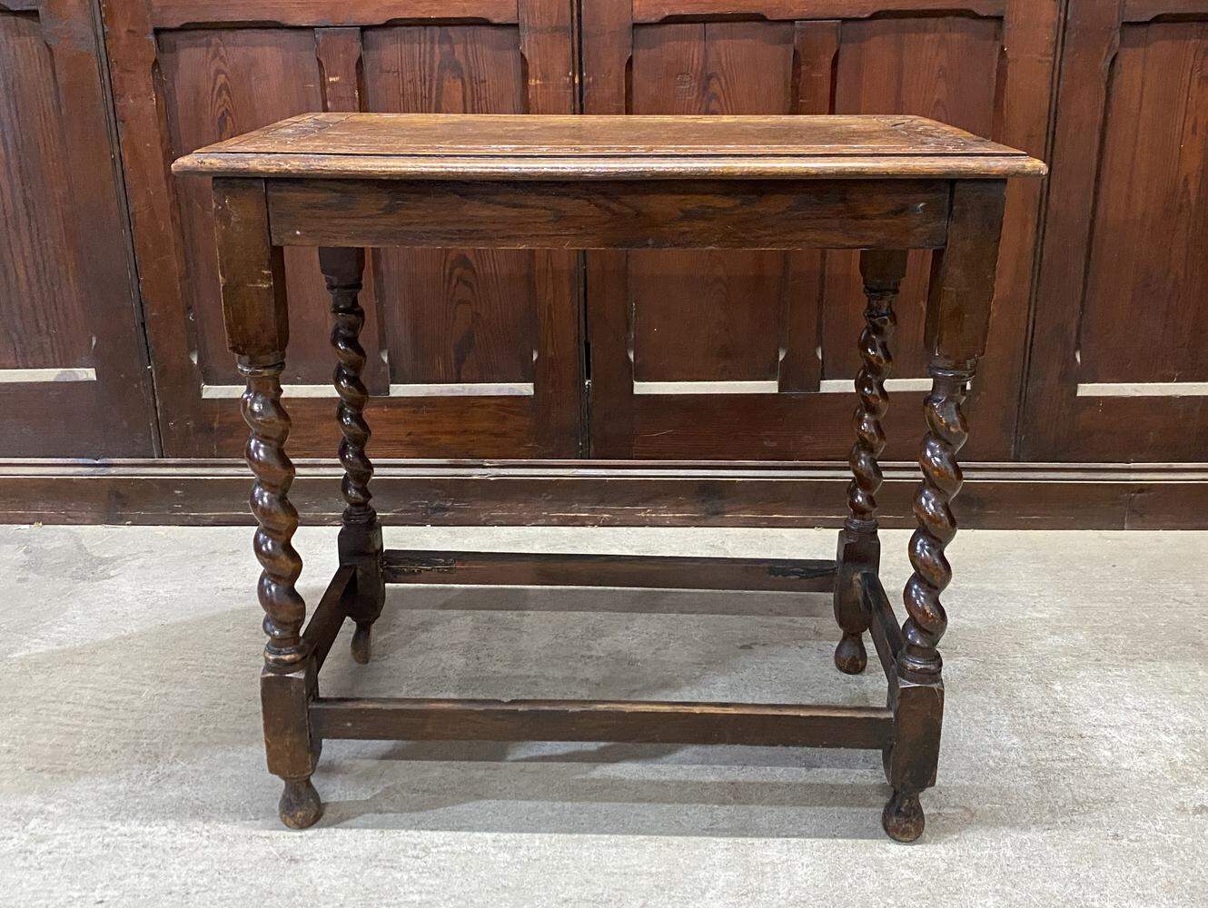 オケージョナルテーブル