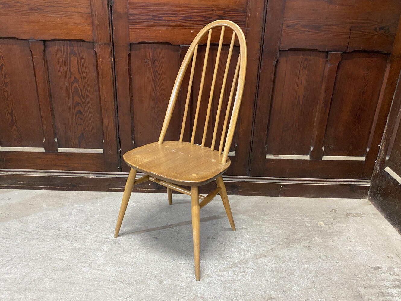 クエーカーチェア ERCOL