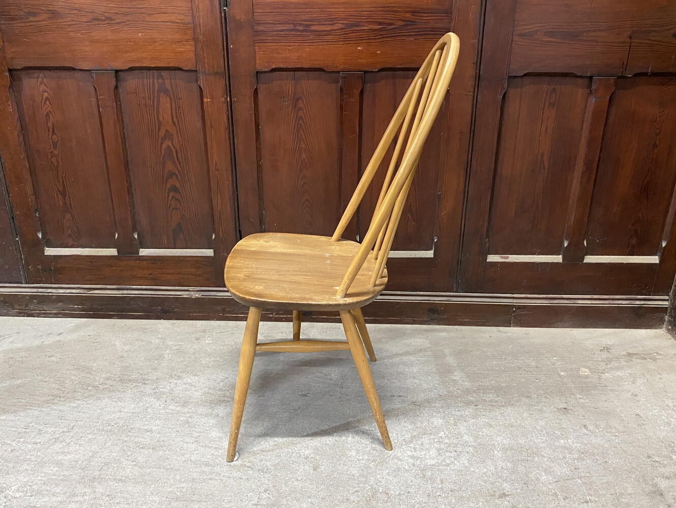 クエーカーチェア ERCOL