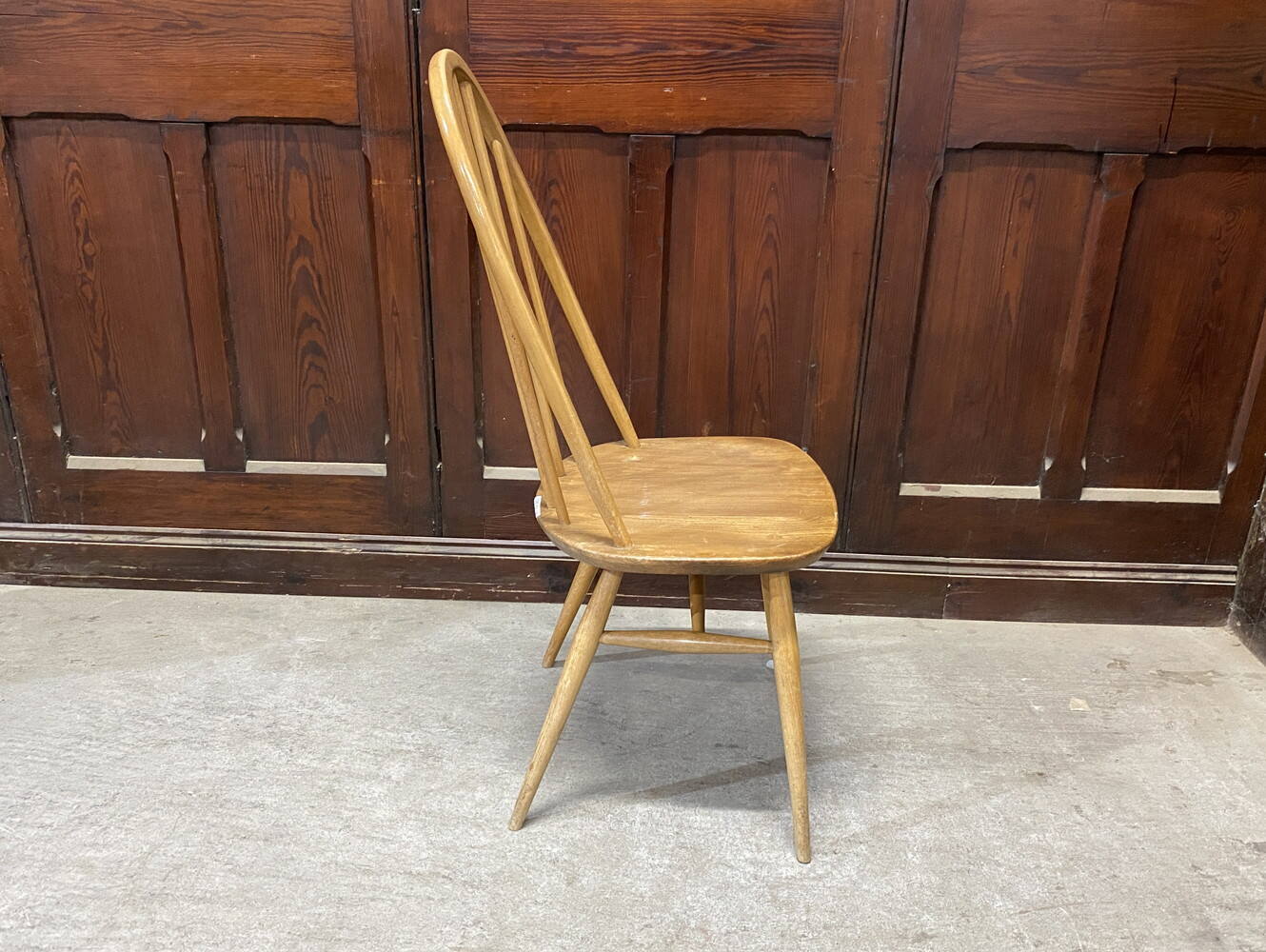 クエーカーチェア ERCOL