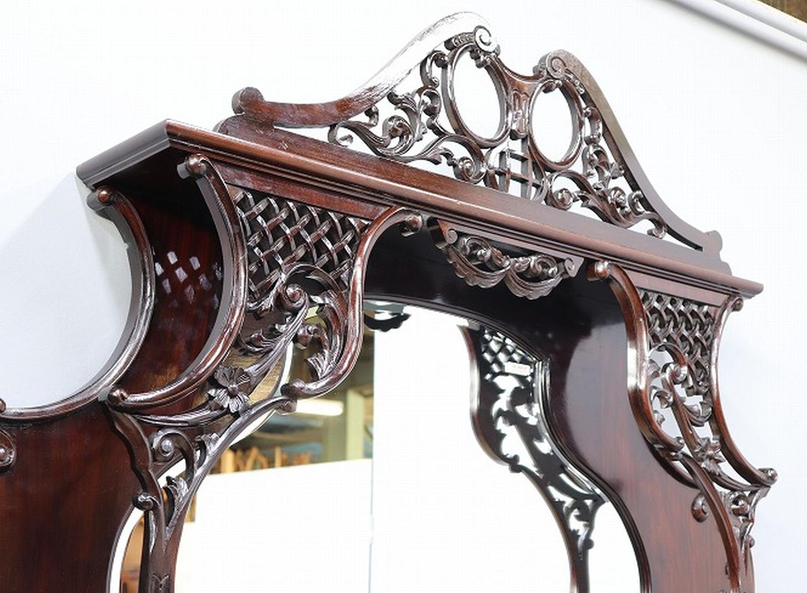 ミラーバックサイドボード