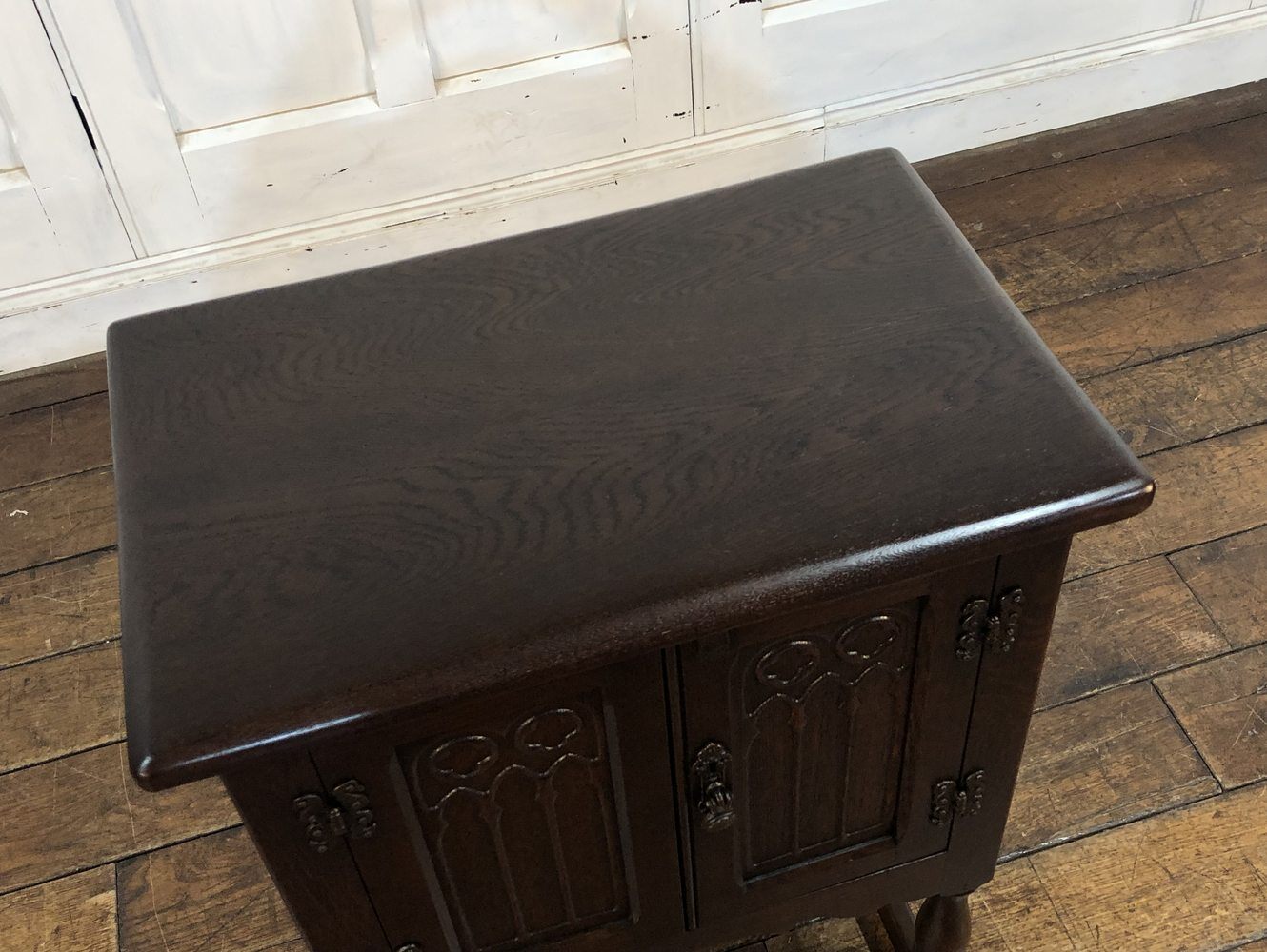 スモールキャビネット